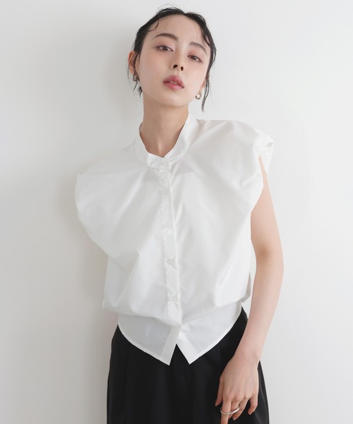 LIAN（リアン）の「バルーンショルダーブラウス（シャツ/ブラウス・レディース・ブラック/ストライプ/ピンク/ブルー/オフホワイト・FREE）」の2枚目の写真