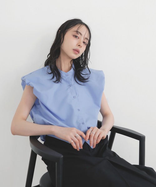 LIAN（リアン）の「バルーンショルダーブラウス（シャツ/ブラウス・レディース・ブラック/ストライプ/ピンク/ブルー/オフホワイト・FREE）」の7枚目の写真