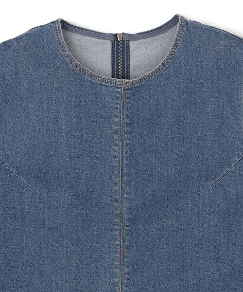 UNFILO（アンフィーロ）の「UNFILO DENIM LIGHT ノースリーブブラウス（シャツ/ブラウス・レディース・ダルブルー系/サックスブルー系・MEDIUM/SMALL）」の15枚目の写真