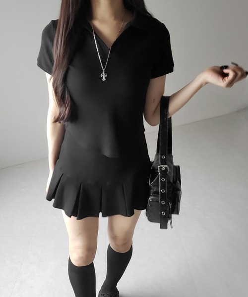 me+em select（ミームセレクト）の「【 ２点セット 】スキッパーネック半袖Ｔシャツ ＆ プリーツミニスカート ワンホンセットアップ　／ skipper neck short sleeve  T-shirt & pleated mini skirt wanghong setup ※※（セットアップ・レディース・グレー/ホワイト/ブラック・MEDIUM/SMALL）」の8枚目の写真