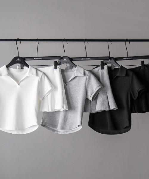 me+em select（ミームセレクト）の「【 ２点セット 】スキッパーネック半袖Ｔシャツ ＆ プリーツミニスカート ワンホンセットアップ　／ skipper neck short sleeve  T-shirt & pleated mini skirt wanghong setup ※※（セットアップ・レディース・グレー/ホワイト/ブラック・MEDIUM/SMALL）」の21枚目の写真