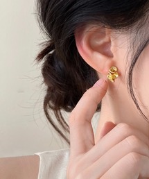 レディースのピアス（両耳用）（ゴールド/金色系・リボン