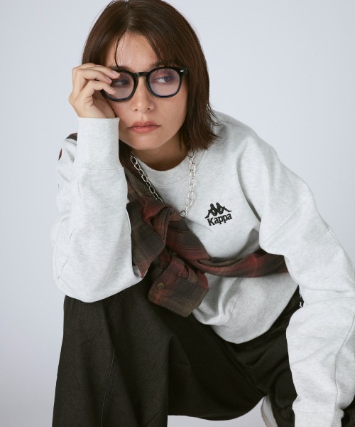 Kappa(カッパ)の「裏毛クルーネックスウェット(スウェット・レディース・ライトブルー/ライトグレー・LARGE/MEDIUM/SMALL)」の2枚目の写真