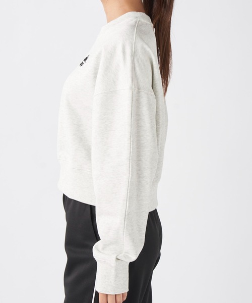 Kappa(カッパ)の「裏毛クルーネックスウェット(スウェット・レディース・ライトブルー/ライトグレー・LARGE/MEDIUM/SMALL)」の4枚目の写真