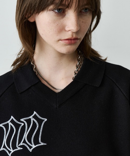 AIVER（アイバー）の「AIVER　ナンバリングラグランニットポロ（ニット/セーター・メンズ・レッド/ブラック/チャコールグレー・LARGE/MEDIUM/SMALL）」の6枚目の写真