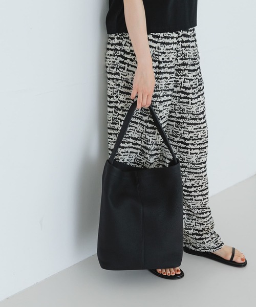 ITTI（イッチ）の「ITTI　MARY BUCKET SHOULDER（トートバッグ・レディース・ブラック・ONE）」の9枚目の写真