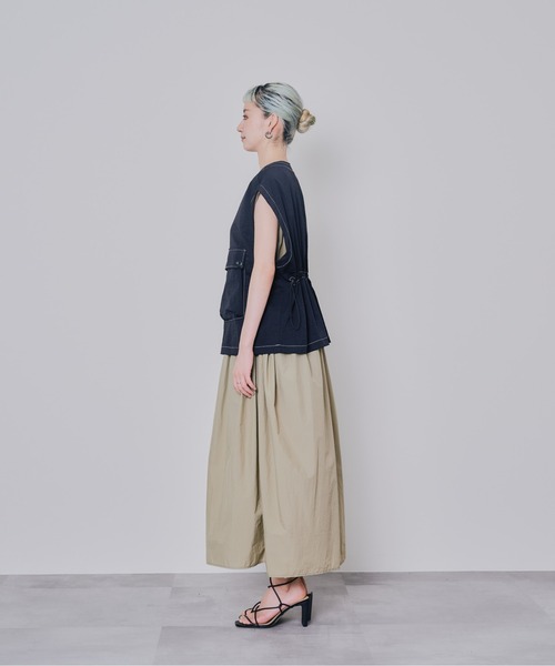 DOLLUPOOPS（ドールアップウップス）の「サイドギャザーボリュームスカートワンピース（ワンピース・レディース・ブラック/カーキ・38）」の11枚目の写真