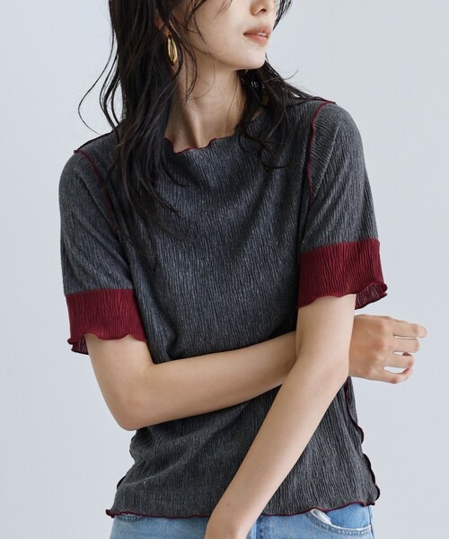 GALLEST(ギャレスト)の「【一部店舗限定】バイカラープリーツカットソー(Tシャツ/カットソー・レディース・アイボリー/ブラック/ダークブラウン/チャコールグレー・38)」の14枚目の写真