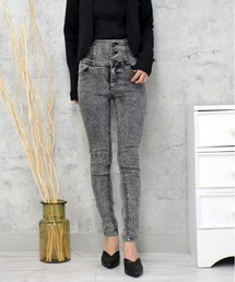 FUN（ファン）の「ボタンスキニーパンツ（デニムパンツ）」