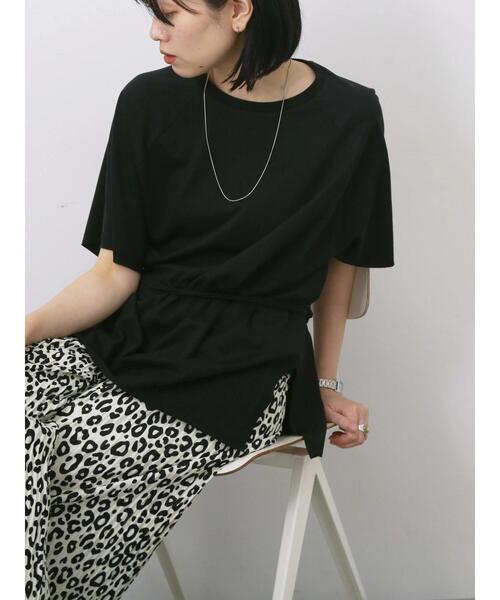 Samansa Mos2 blue(サマンサモスモスブルー)の「◎【接触冷感】ウエストリボンTシャツ(Tシャツ/カットソー・レディース・ブラック/オフホワイト/トップグレー・F)」の1枚目の写真