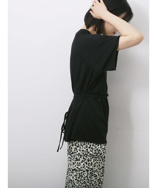 Samansa Mos2 blue(サマンサモスモスブルー)の「◎【接触冷感】ウエストリボンTシャツ(Tシャツ/カットソー・レディース・ブラック/オフホワイト/トップグレー・F)」の14枚目の写真