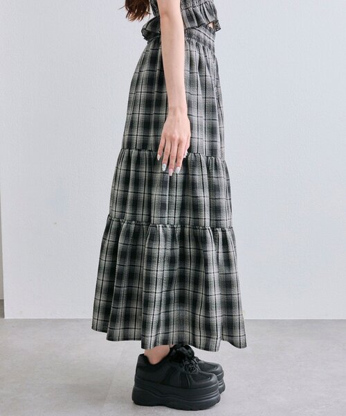 OLIVE des OLIVE（オリーブデオリーブ）の「ティアードロングスカート（スカート・レディース・ブラック/オフホワイト・FREE）」の20枚目の写真