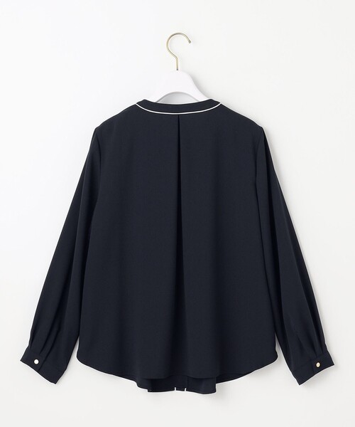ANY SIS(エニィスィス)の「フロントタックバイカラー ブラウス(シャツ/ブラウス・レディース・黄土色系/ネイビー系/アイボリー系・MEDIUM)」の9枚目の写真