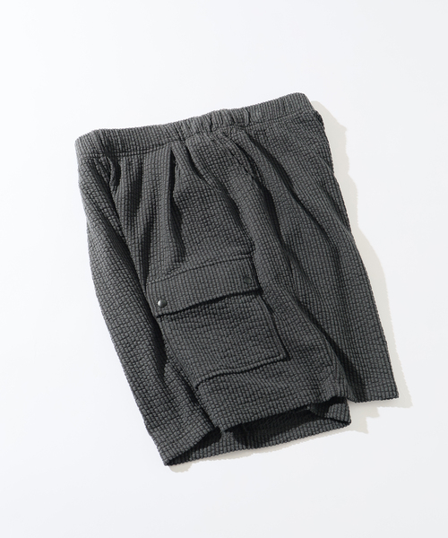 RIDING HIGH(ライディングハイ)の「RIDING HIGH / ライディングハイ 別注 サッカー ジャージ ショーツ(その他パンツ・メンズ・アイボリー/ブラック系その他・MEDIUM/LARGE)」の1枚目の写真