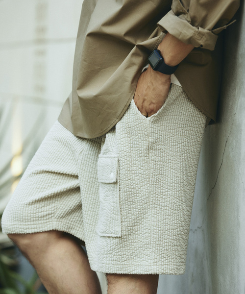 RIDING HIGH(ライディングハイ)の「RIDING HIGH / ライディングハイ 別注 サッカー ジャージ ショーツ(その他パンツ・メンズ・アイボリー/ブラック系その他・MEDIUM/LARGE)」の2枚目の写真