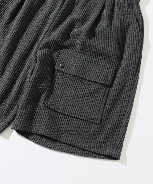 RIDING HIGH(ライディングハイ)の「RIDING HIGH / ライディングハイ 別注 サッカー ジャージ ショーツ(その他パンツ・メンズ・アイボリー/ブラック系その他・MEDIUM/LARGE)」の5枚目の写真