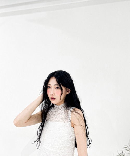 Y/lim(イリム)の「モックネックメッシュレーストップス(Tシャツ/カットソー・レディース・ブラック/オフホワイト・L/M)」の11枚目の写真