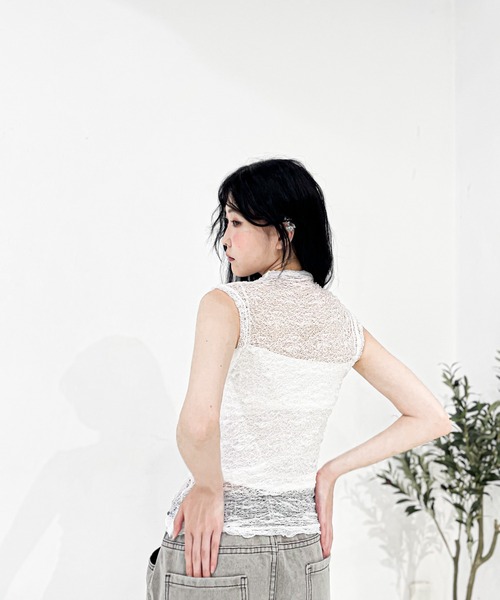 Y/lim(イリム)の「モックネックメッシュレーストップス(Tシャツ/カットソー・レディース・ブラック/オフホワイト・L/M)」の15枚目の写真