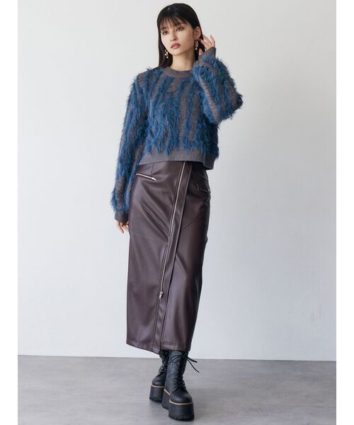 MURUA（ムルーア）の「ZIPスリットフェイクレザースカート（スカート・レディース・ボルドー/アイボリー/ブラック・1/2）」の8枚目の写真