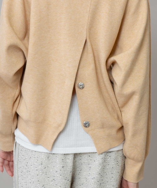 Munich（ミューニック）の「12GGゴム地編みニットバックオープンプルオーバー（Tシャツ/カットソー・レディース・ブラック/ブラウン/ライトベージュ・FREE）」の14枚目の写真