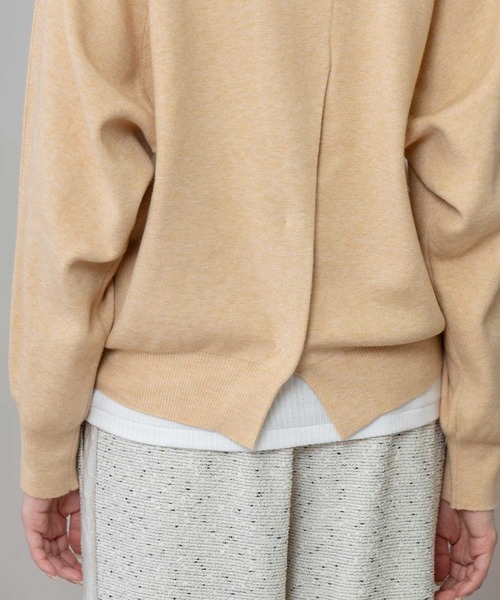 Munich（ミューニック）の「12GGゴム地編みニットバックオープンプルオーバー（Tシャツ/カットソー・レディース・ブラック/ブラウン/ライトベージュ・FREE）」の13枚目の写真