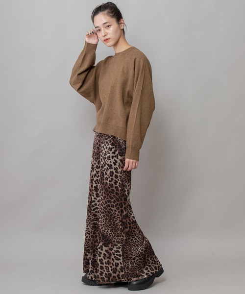 Munich（ミューニック）の「12GGゴム地編みニットバックオープンプルオーバー（Tシャツ/カットソー・レディース・ブラック/ブラウン/ライトベージュ・FREE）」の19枚目の写真