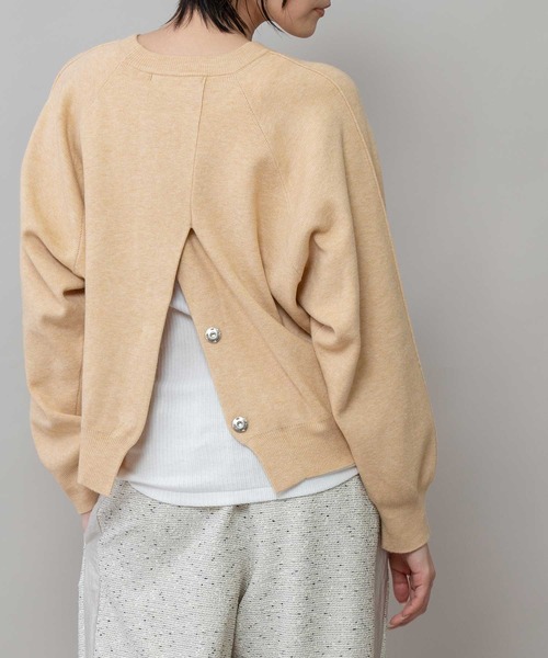 Munich（ミューニック）の「12GGゴム地編みニットバックオープンプルオーバー（Tシャツ/カットソー・レディース・ブラック/ブラウン/ライトベージュ・FREE）」の6枚目の写真