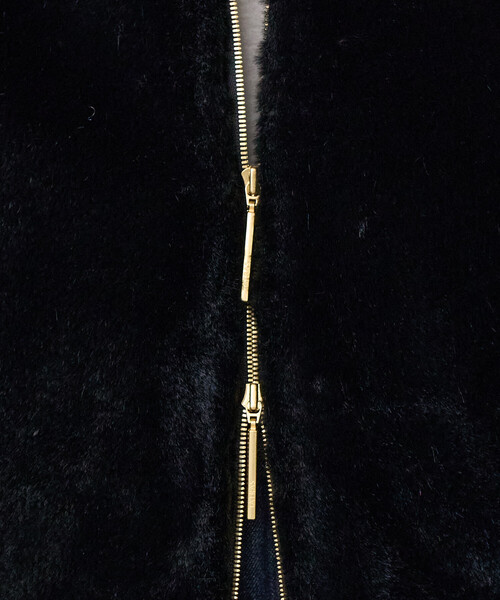 FREAK'S STORE（フリークスストア）の「TATRAS × FREAK'S STORE/タトラス 別注 EXCLUSIVE ILVA/別注 エクスクルーシブ イルヴァ/ノーカラーファーコート（ノーカラーコート・レディース・ブラック/ライトグレー/ベージュ・1/2）」の5枚目の写真