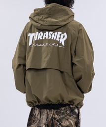 THRASHER（スラッシャー）の「【at】〔THRASHER/スラッシャー〕ナイロン ロゴプリント シェルジャケット（ナイロンジャケット）」