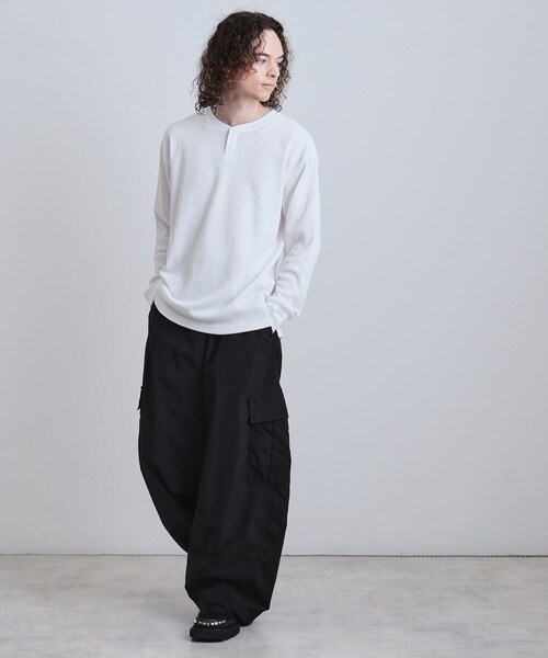 tk.TAKEO KIKUCHI（ティーケータケオキクチ）の「ワッフルヘンリーカットソー（Tシャツ/カットソー・メンズ・アイボリー/ブラック/チャコールグレー/ホワイト・02/03/04）」の7枚目の写真