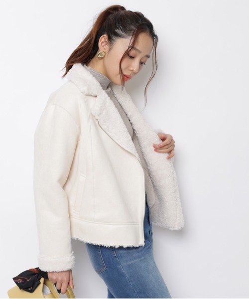 JUSGLITTY（ジャスグリッティー）の「フラッフィーライダース（その他アウター・レディース・オフホワイト・2/1）」の3枚目の写真