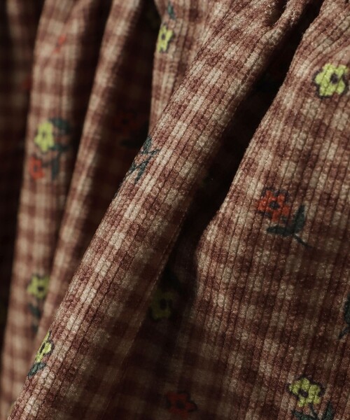 BEAMS mini（ビームスミニ）の「フラワー チェック コーデュロイ ワンピース 2025FW（90～140cm）（ワンピース・キッズ・パープル系その他4/ブラウン/インディゴブルー・110/100/90/140/130/120）」の12枚目の写真