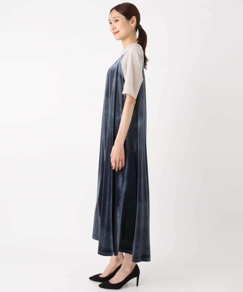 MK MICHEL KLEIN（エムケーミッシェルクラン）の「スノーベロア ショルダーストラップワンピース/洗える（ワンピース・レディース・ブルー/ブラック・38）」の13枚目の写真