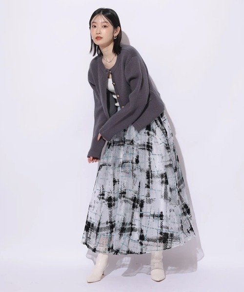 Mystrada（マイストラーダ）の「グラデチェックフロッキースカート（スカート・レディース・ブルーグレー/レッド系その他3・38/36/34）」の6枚目の写真