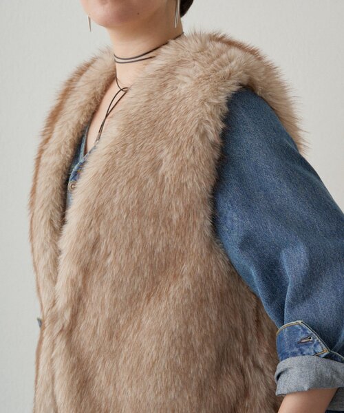 セール】フェイクファーベスト（ベスト）｜LOUNGEDRESS（ラウンジ