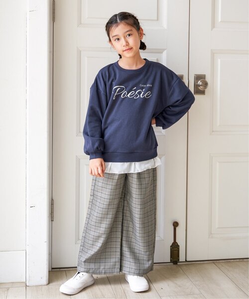 ikka（イッカ）の「【親子コーデ】裾シフォン箔ロゴプルオーバー（120~160cm）（Tシャツ/カットソー・キッズ・ネイビー/ダークベージュ/ダークラベンダー・120/130/140/150/160）」の22枚目の写真