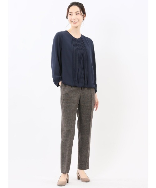 m.f.editorial（エムエフエディトリアル）の「【透け防止 裏地付き】m.f.エディトリアル レディース 消しプリーツ 長袖 プルオーバー ブラウス（シャツ/ブラウス・レディース・ネイビー/ホワイト/サックスブルー/グリーン系その他・LARGE/MEDIUM）」の12枚目の写真