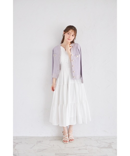 tocco closet(トッコ クローゼット)の「くるみ飾り釦付きピンタック×シャーリングティアードワンピース(ワンピース・レディース・カーキ/オフホワイト/ブラウン/ネイビー/ミント・M)」の10枚目の写真