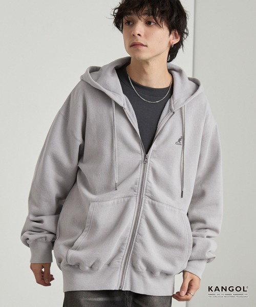 KANGOL（カンゴール）の「KANGOL/カンゴール 別注 ロゴ ワンポイント刺繍 ヴィンテージライクオーバーサイズ裏起毛ジップパーカー（パーカー・メンズ・ライトグレー/チャコール/ブラウン/ブラック/ブルー・S/L/M）」の2枚目の写真