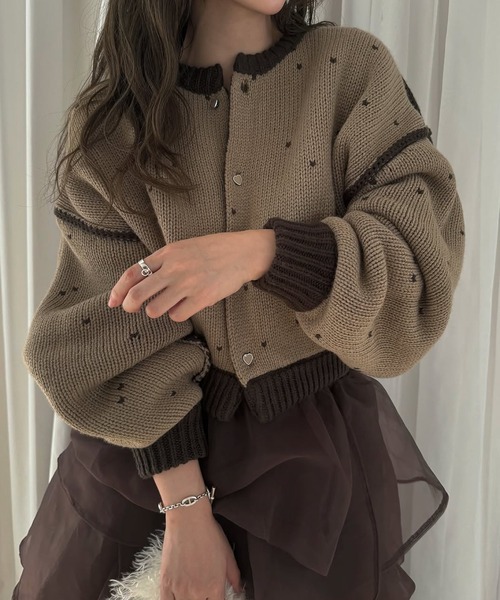 WILLFULLY（ウィルフリー）の「heart dot jacquard reversible cropped knit cardigan（カーディガン/ボレロ・レディース・ブラック系その他/グレー系その他/ブラウン系その他/ベージュ系その他/レッド系その他・FREE）」の15枚目の写真
