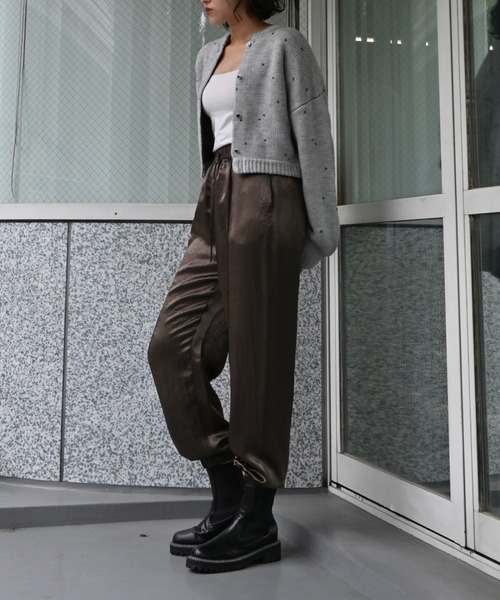 WILLFULLY（ウィルフリー）の「heart dot jacquard reversible cropped knit cardigan（カーディガン/ボレロ・レディース・ブラック系その他/グレー系その他/ブラウン系その他/ベージュ系その他/レッド系その他・FREE）」の7枚目の写真