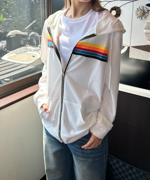 Loco Ocean(ロコオーシャン)の「レインボーライン ジップアップフーディ(パーカー・レディース・ホワイト/ブラック/ネイビー・L/M)」の12枚目の写真