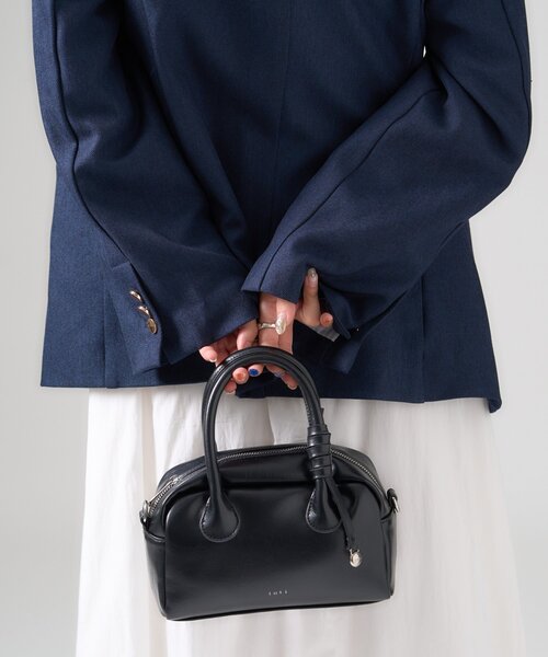 mystic（ミスティック）の「loti サークルプレート付きスクエアボストンBAG（ボストンバッグ・レディース・ブラック/キャメル・ONE SIZE）」の8枚目の写真