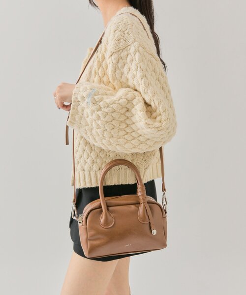 mystic（ミスティック）の「loti サークルプレート付きスクエアボストンBAG（ボストンバッグ・レディース・ブラック/キャメル・ONE SIZE）」の15枚目の写真