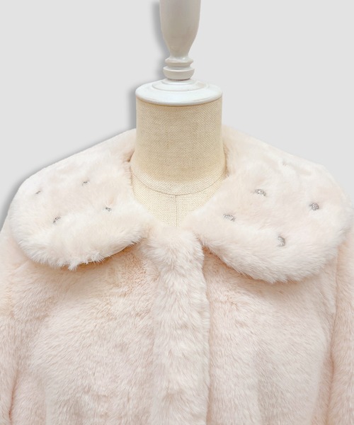 Honey Cinnamon（ハニーシナモン）の「ビジュー衿エコファーリボンコート（その他アウター・レディース・ピンク/ホワイト・FREE）」の14枚目の写真