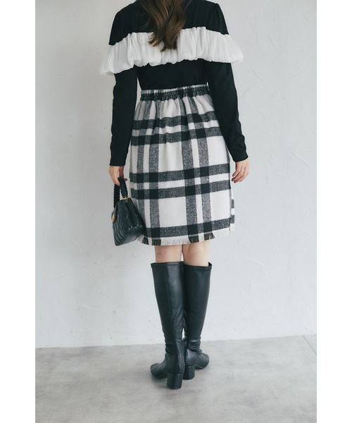 tocco closet(トッコ クローゼット)の「【ZOZO限定】アソートチェックフリンジヘムミニスカート(スカート・レディース・ピンク/ブラック/オフホワイト/ベージュ・M)」の13枚目の写真