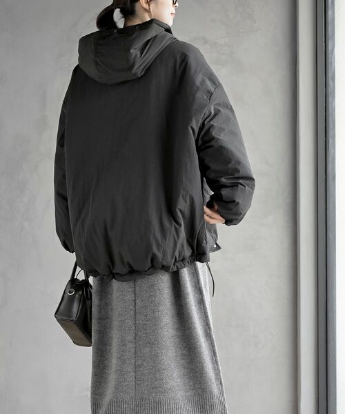 rps（アールピーエス）の「ナイロンワッシャーモンスターパーカー（ナイロンジャケット・レディース・アイボリー/ブラック/ライトカーキ・フリー）」の22枚目の写真