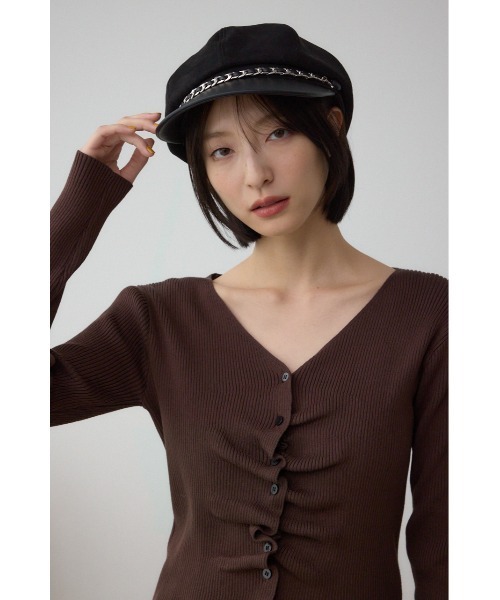 AZUL by moussy（アズールバイマウジー）の「フェイクレザーチェーンキャスケット（キャスケット・レディース・ベージュ/ブラック・FREE）」の4枚目の写真