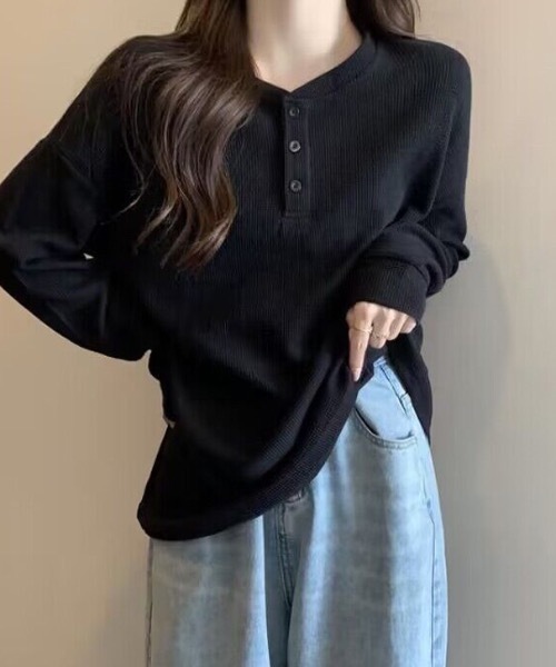 SHEPP(シープ)の「ルーズワッフルヘンリーネックロンT(Tシャツ/カットソー・レディース・ホワイト/ブラック/グレー・L/M)」の2枚目の写真