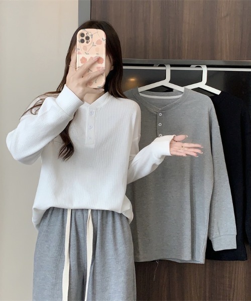 SHEPP(シープ)の「ルーズワッフルヘンリーネックロンT(Tシャツ/カットソー・レディース・ホワイト/ブラック/グレー・L/M)」の8枚目の写真